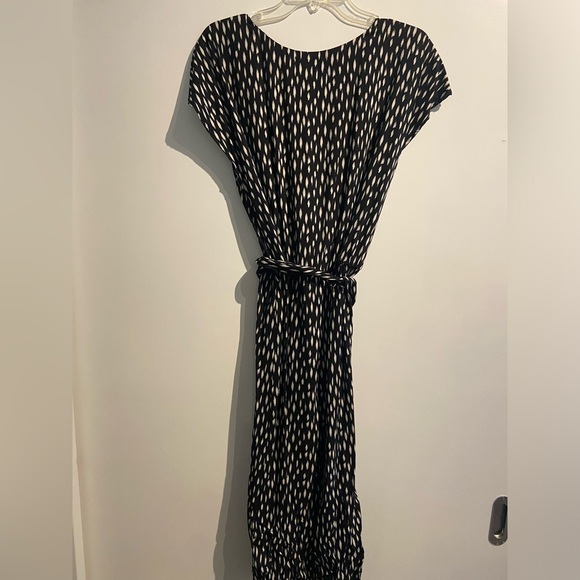 Velvet (brand) Dress - Picture 4 of 6